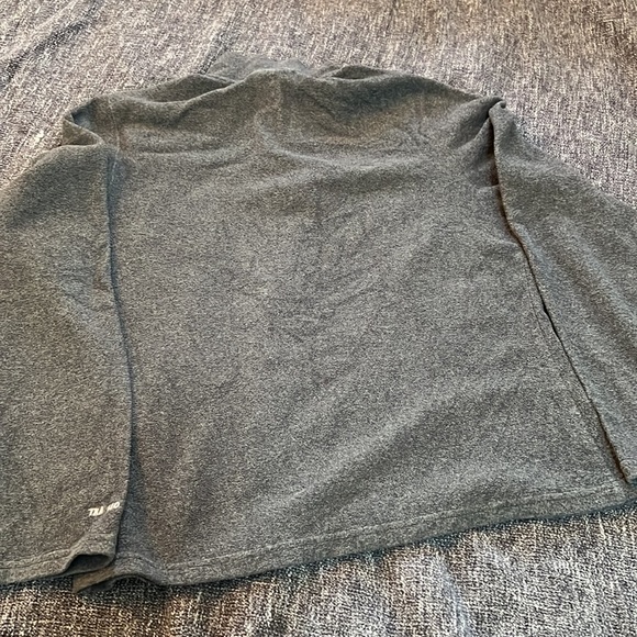 North Face medium grey 1/4 zip fleece jacket - Picture 5 of 5